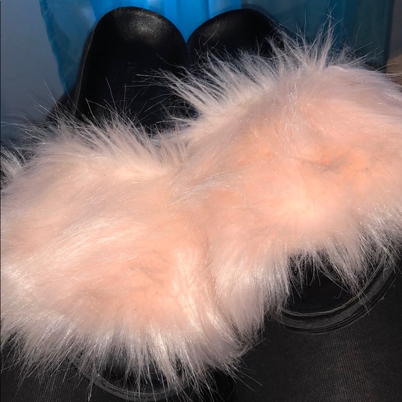 Furry Slides - Picture 8 of 8